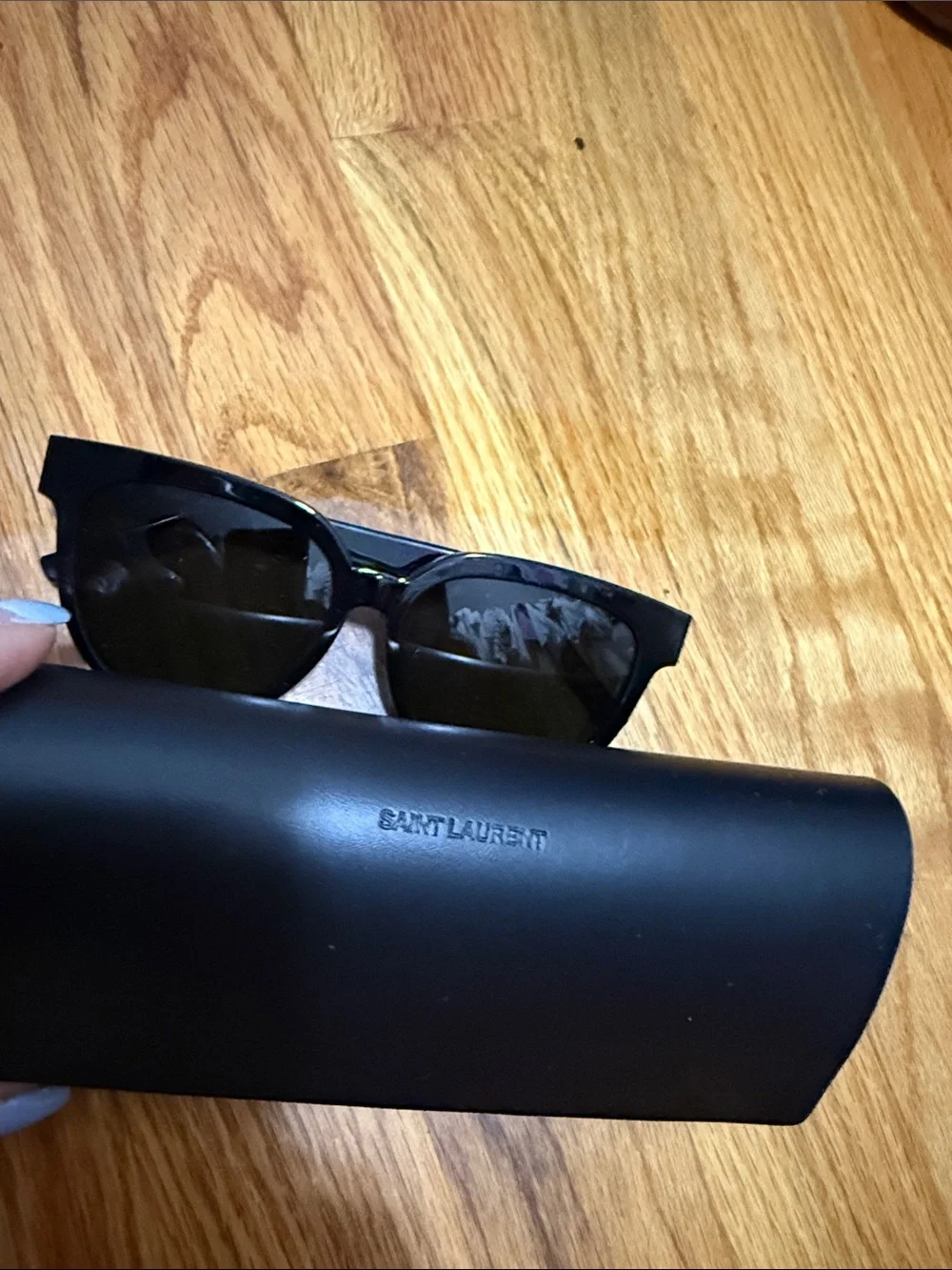 Classic Black Men’s Sunglasses with Matching Case